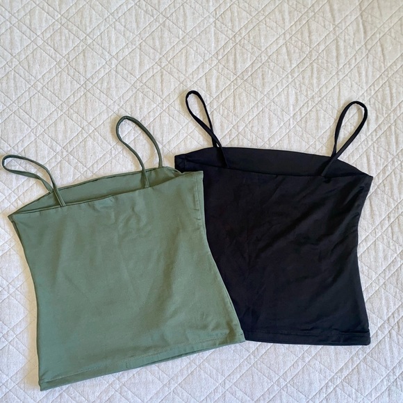 Tank top Bundle - Picture 2 of 4